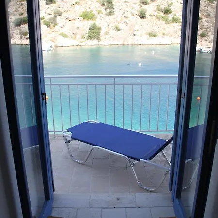Agiannis La Piscine * Korini