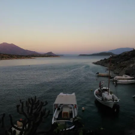 Agiannis La Piscine Сasa de vacaciones Korini